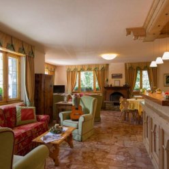 MEUBLE CIMA BIANCA 3★