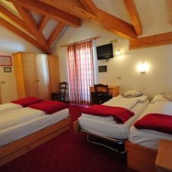 VILLA ADRIA HOTEL (ALBA DI CANAZEI) 3★