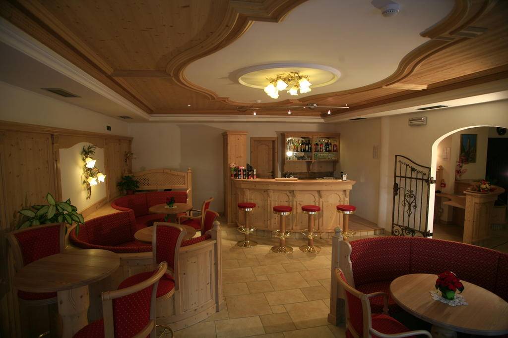 CHALET CAMPIGLIO IMPERIALE GARNI HOTEL 3★