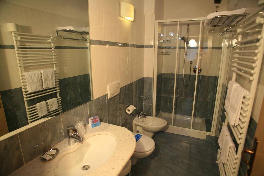 CHALET CAMPIGLIO IMPERIALE GARNI HOTEL 3★