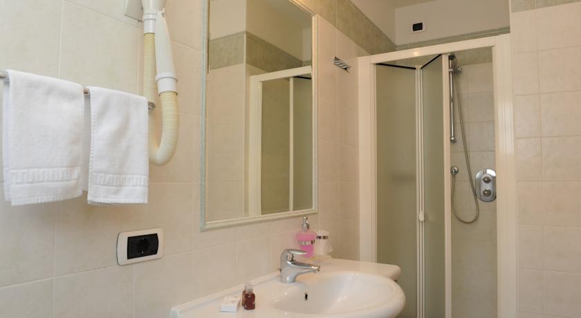 HELVETIA HOTEL (LIVIGNO) 3★