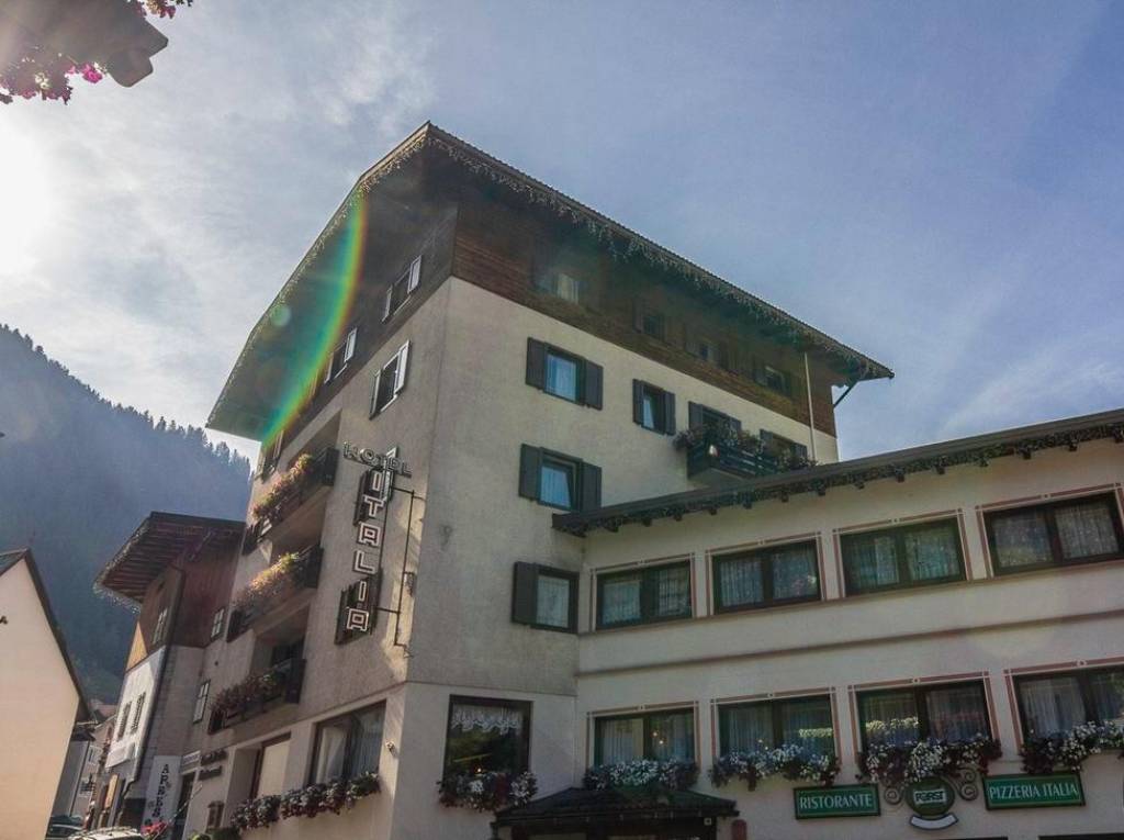 ITALIA HOTEL (CANAZEI) 3 ★