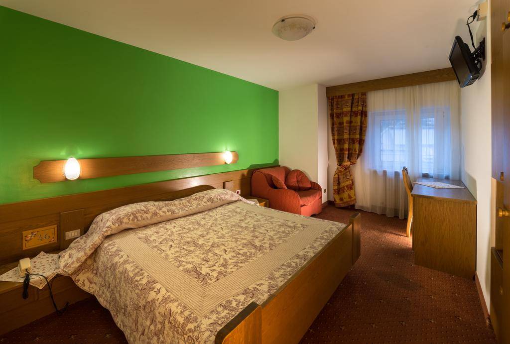 ITALIA HOTEL (CANAZEI) 3 ★