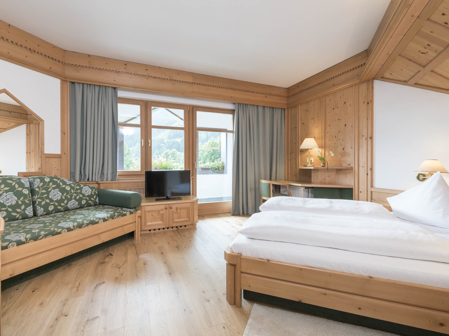 WINDSCHAR HOTEL &WELLNESS RESORT (GAIS/BRUNICO) 4 ★