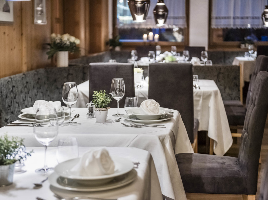 WINDSCHAR HOTEL &WELLNESS RESORT (GAIS/BRUNICO) 4 ★