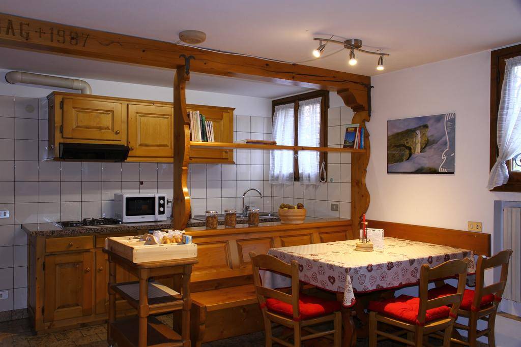 CHALET DELL ERMELLINO (BORMIO) CHALET 2★