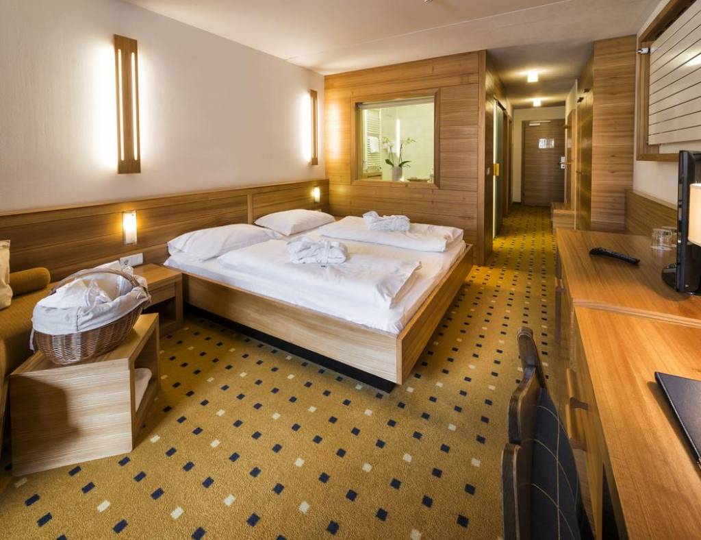 LIDO EHRENBURGERHOF FALKENSTEINER FAMILYHOTEL (CASTELDARNE) SPECIAL CAT. 4★