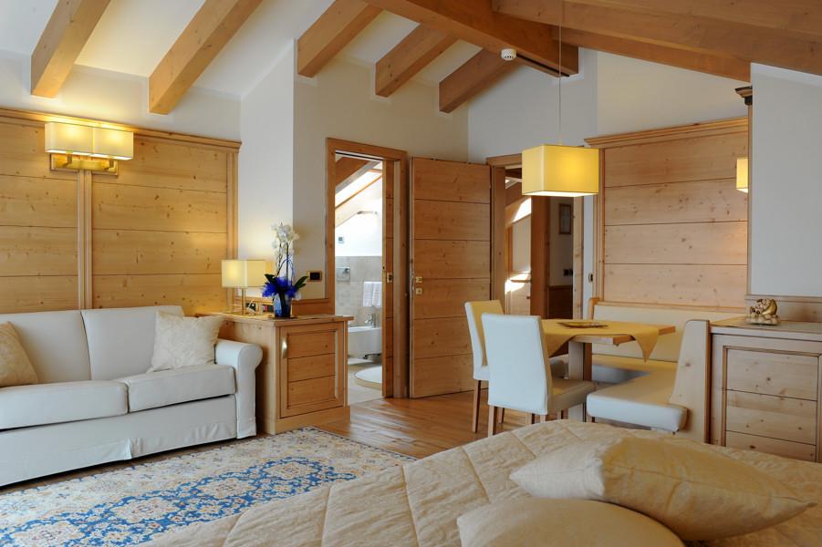 BEVERLY HOTEL 4★+ (netālu no pacēlāja)