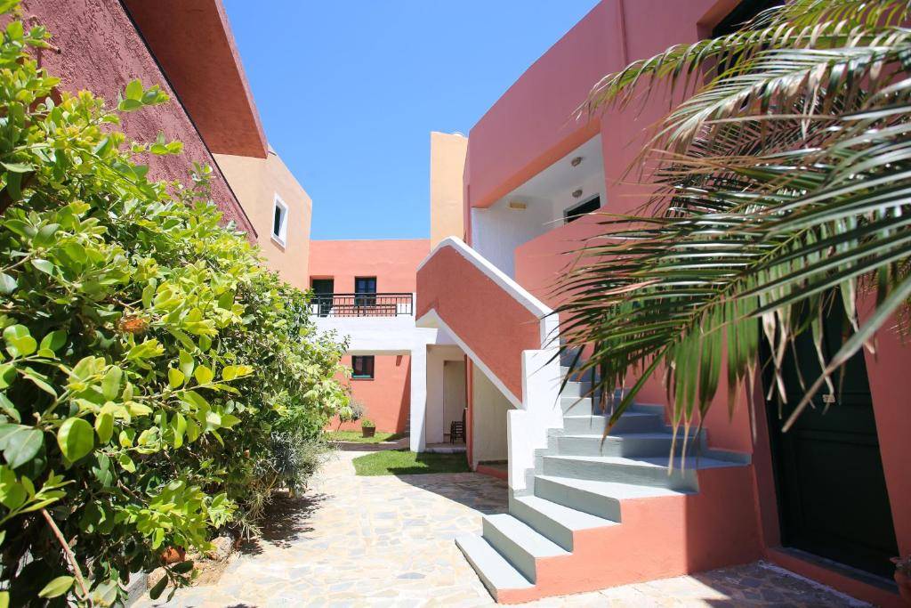 KRI KRI VILLAGE 3★