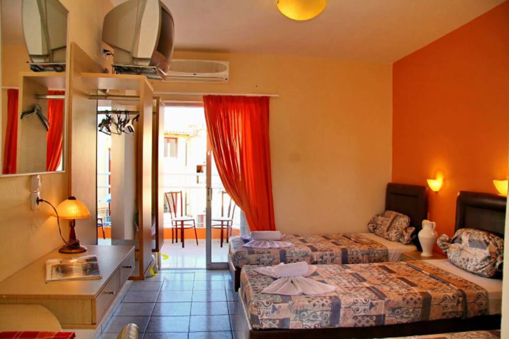 IRIDA HOTEL APARTMENTS 1★