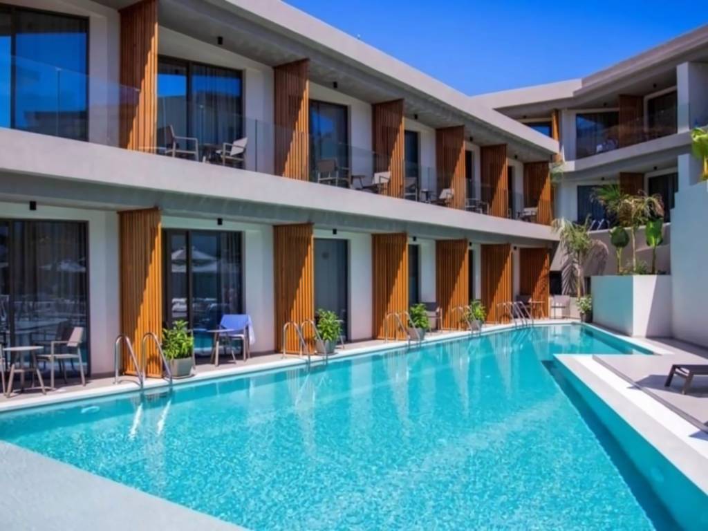 SUNSET BOUTIQUE HOTEL & SPA 4★