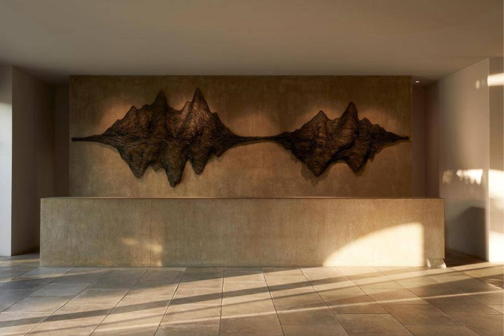 MINOS BEACH ART HOTEL 5★