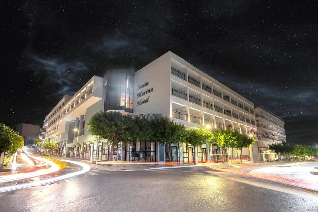 SANTA MARINA UNIQUE HOTEL 4★