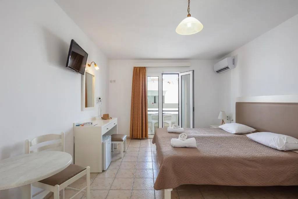 KONI VILLAGE HOTEL 3★