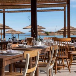 HIGH BEACH WHITE THE VILLA COLLECTION (tikai pieaugušajiem, 16+) 5★