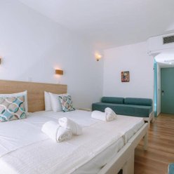 SANTA MARINA UNIQUE HOTEL 4★