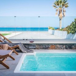 NIRIIDES PALACE HOTEL 4★