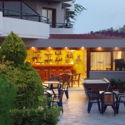 JOHN MARY APARTMENTS 2★