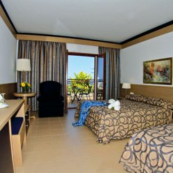 NANA GOLDEN BEACH 5★