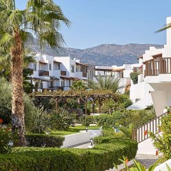 ALEXANDER BEACH HOTEL & VILLAGE 5★