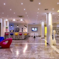 THE VILLAGE RESORT & WATERPARK 4★