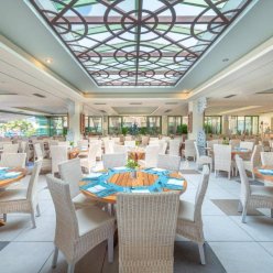 STAR BEACH VILLAGE & WATER PARK 4★