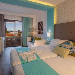 COOEE KYKNOS BEACH HOTEL & BUNGALOWS 4★