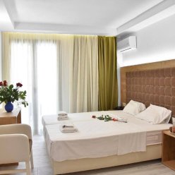 ARTEMIS HOTEL APARTMENTS 4★