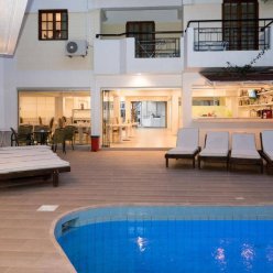 ARTEMIS HOTEL APARTMENTS 4★