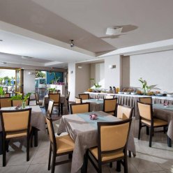 MARY HOTEL APARTMENTS & MARY ROYAL 3★