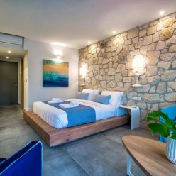 MARY HOTEL APARTMENTS & MARY ROYAL 3★