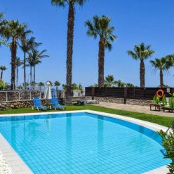 ROYAL HEIGHTS RESORT 5★-_