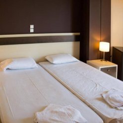 MONTREAL HOTEL 2★-_