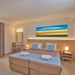 SUNSHINE VILLAGE 4★