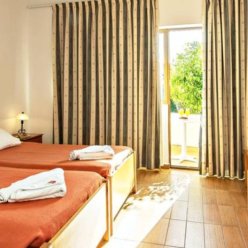 YASSOU KRITI (EX. KAVROS BEACH/KAVROS GARDEN) 3★-_