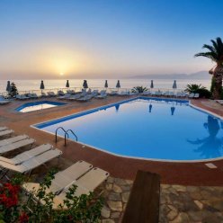 HERSONISSOS VILLAGE HOTEL & BUNGALOWS 4★