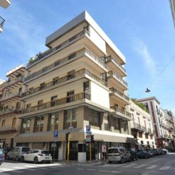 NICOLAS APARTMENTS 3★-_