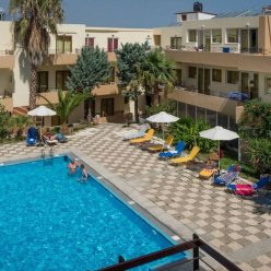 KAVROS GARDEN HOTEL 3★