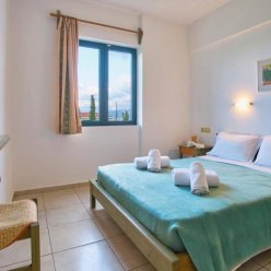 DIONYSOS APARTMENTS AND STUDIOS 3★