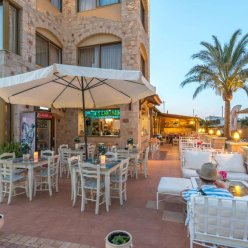 DANELIS STUDIOS & APARTMENTS 3★