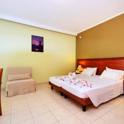 ESMERALDA HOTEL 3★