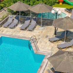 ANNA MARIA VILLAGE 3★