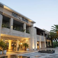 MALIA BAY BEACH HOTEL & BUNGALOWS 4★