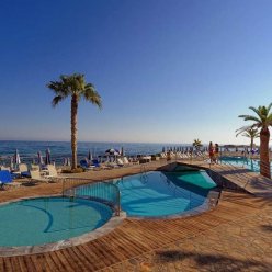 DESSOLE MALIA BEACH 4★