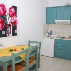 ELPIS STUDIOS & APARTMENTS 2★