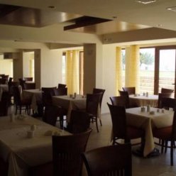 EUROPA BEACH HOTEL 4★