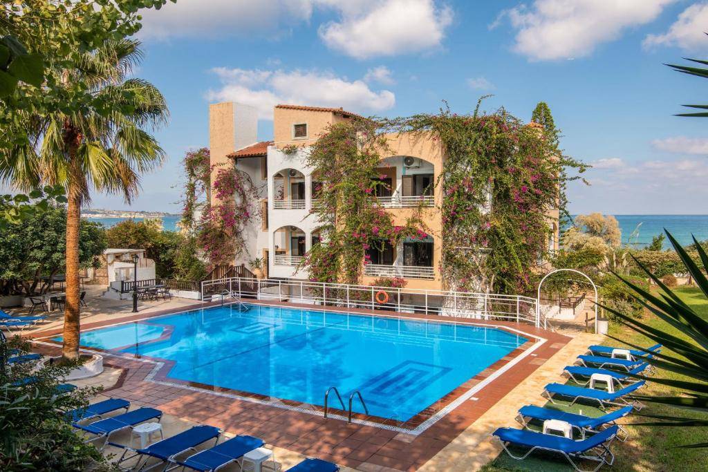 ILIOSTASI BEACH APARTMENTS 3★