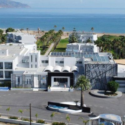DELFINA TROPIC BEACH (tikai pieaugušajiem, 15+) 4★