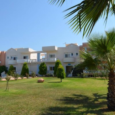 CHRISSELEN APARTMENTS 3★