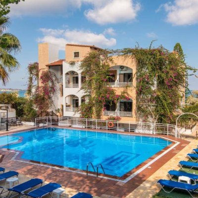 ILIOSTASI BEACH APARTMENTS 3★